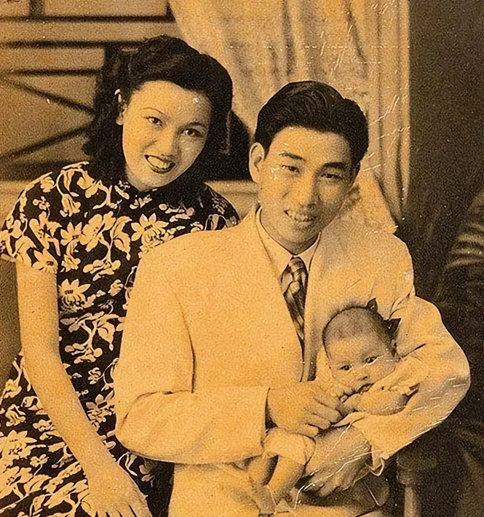 你回来吧李香琴谭炳文年轻时候,游龙戏凤谭炳文李香琴电视剧片段