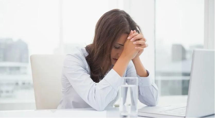 孕初期胎停的身体症状,孕初期会有分泌物症状吗