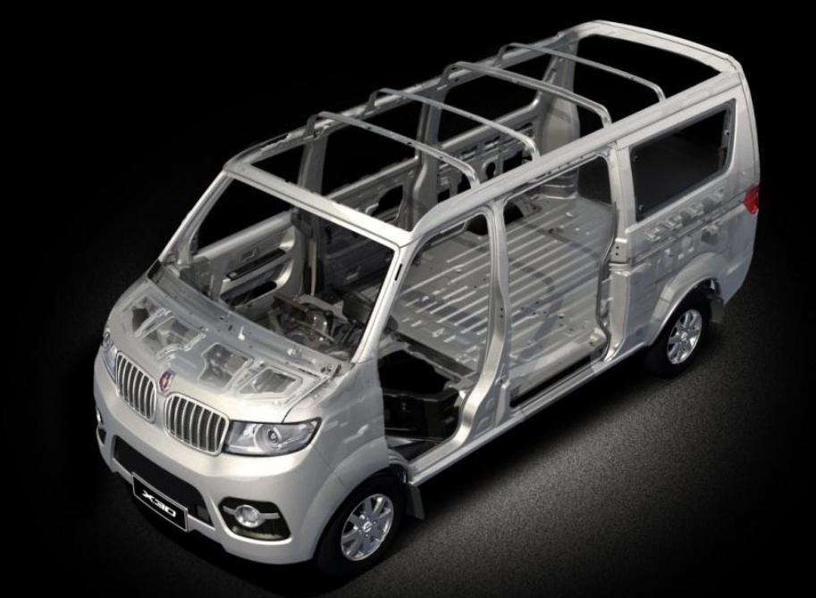 小海狮x30对比五菱之光谁好,小海狮x30和五菱之光哪个保值