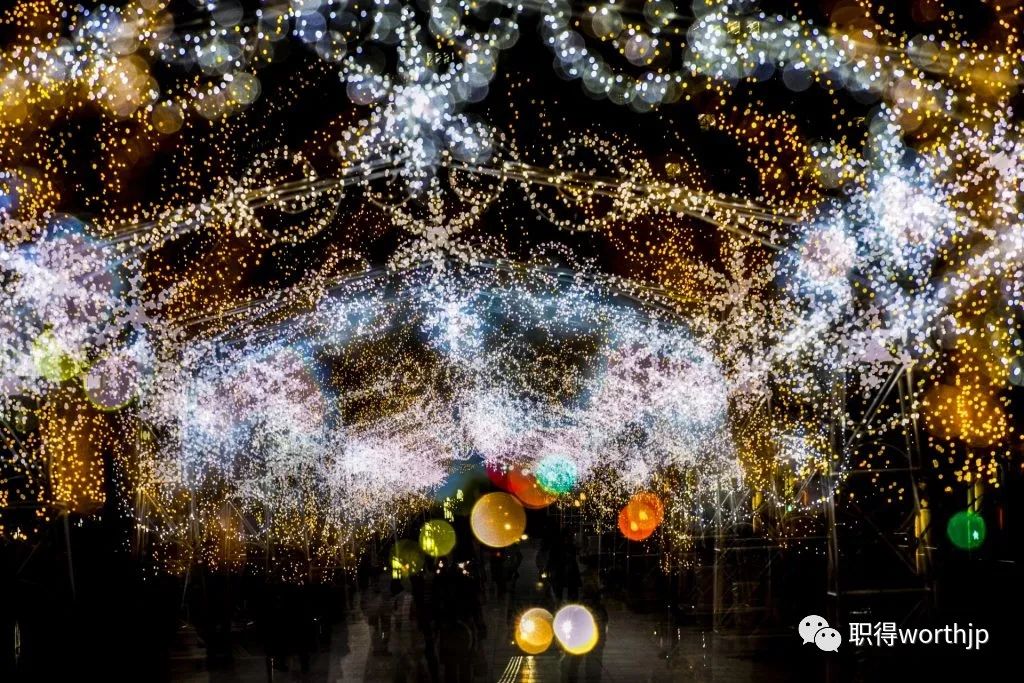 肯德基、草莓奶油蛋糕、点灯活动：日本圣诞节的“风物诗”极简史