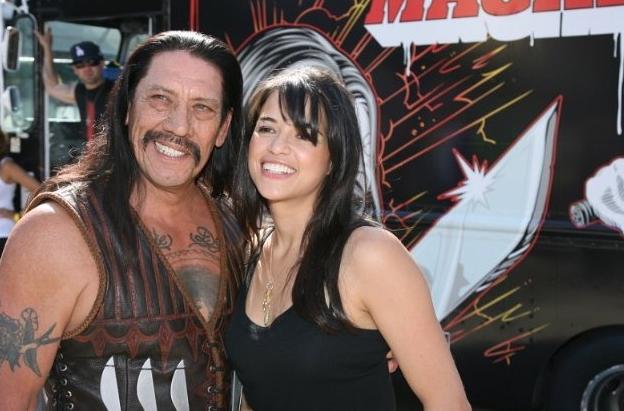 十大又恐怖又轻熟的电影,十部顶级神作血腥暴力变态电影