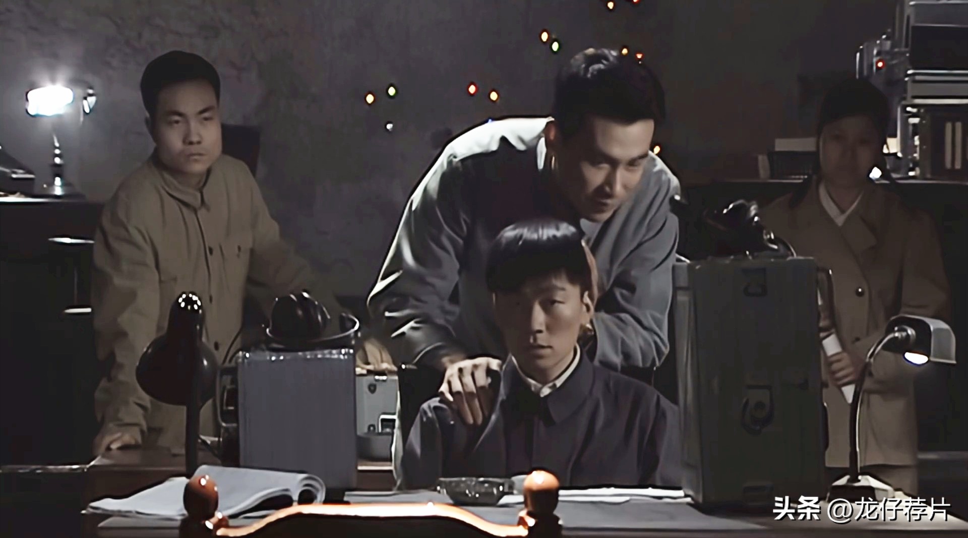 《无间》难堪大任，强推这8部现象级谍战剧，每部都值得熬夜追