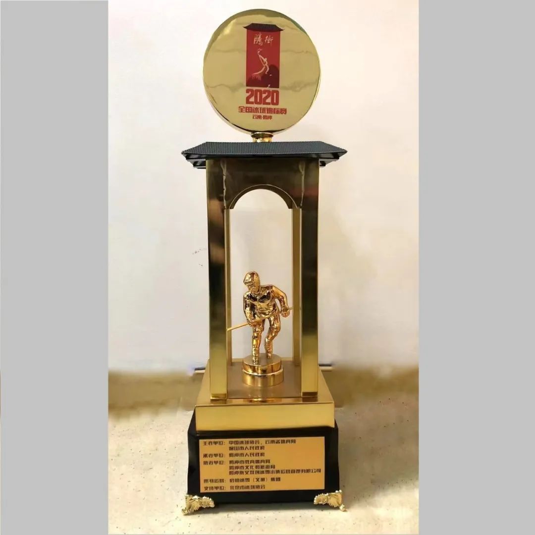 一年级小学生不听话老师关小黑屋,学校小孩不听话关小黑屋