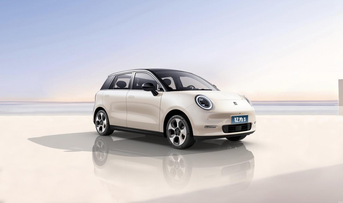 新能源搅局者零跑c11顶配,电动汽车搅局者