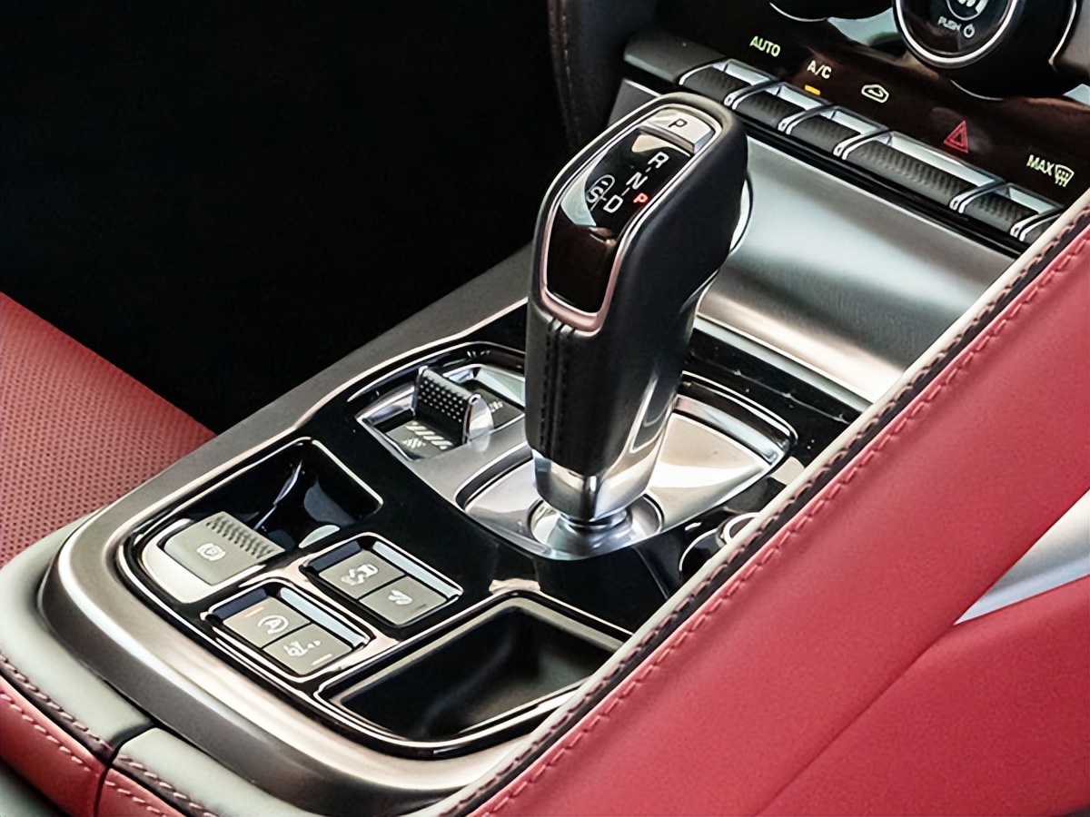 新款捷豹xel波尔多红色内饰,捷豹xfl改装内饰波尔多红