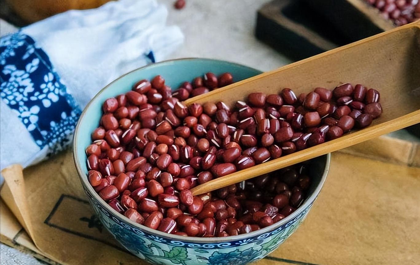 红豆不浸泡情况用高压锅压几分钟,用高压锅煮红豆沙需要提前泡红豆