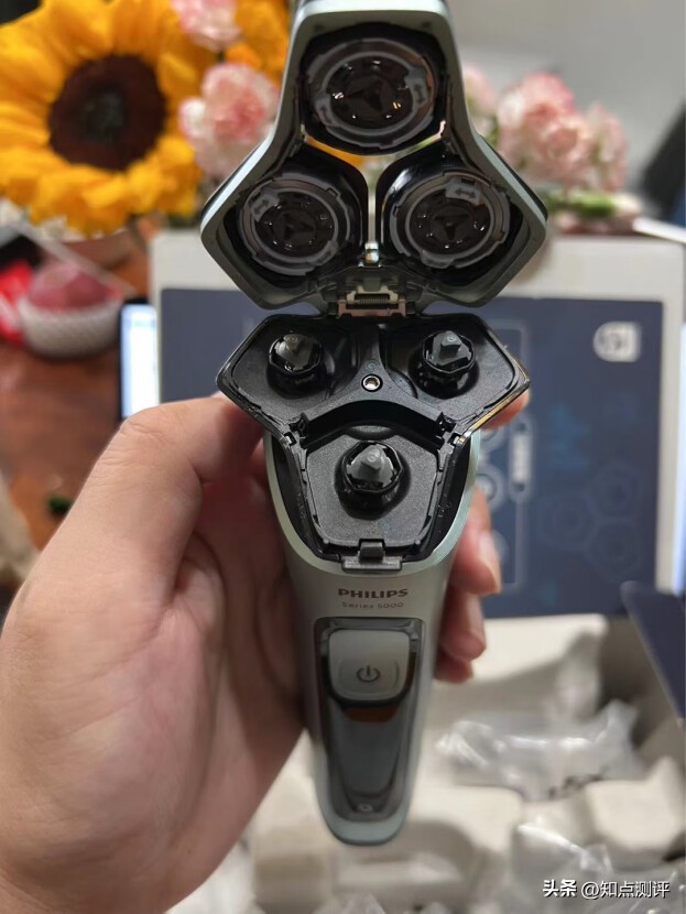 飞利浦剃须刀s8050优缺点,飞利浦剃须刀哪一款性价比高好用