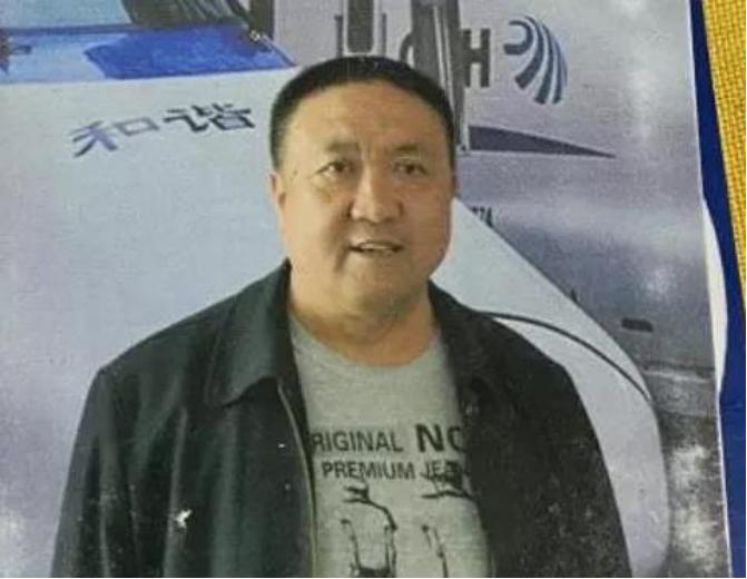 “气功大师”刘尚林：发明停食疗法，称喝尿治癌，被捕后嚣张不再