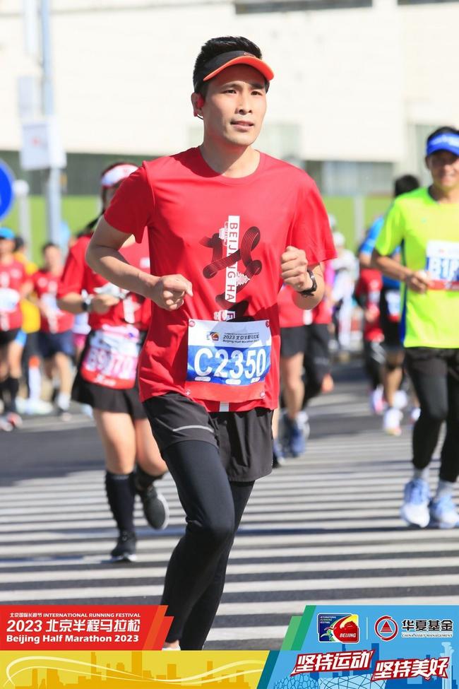 人生中的第一双碳板跑鞋怎么选,普通人也能驾驭的碳板跑鞋