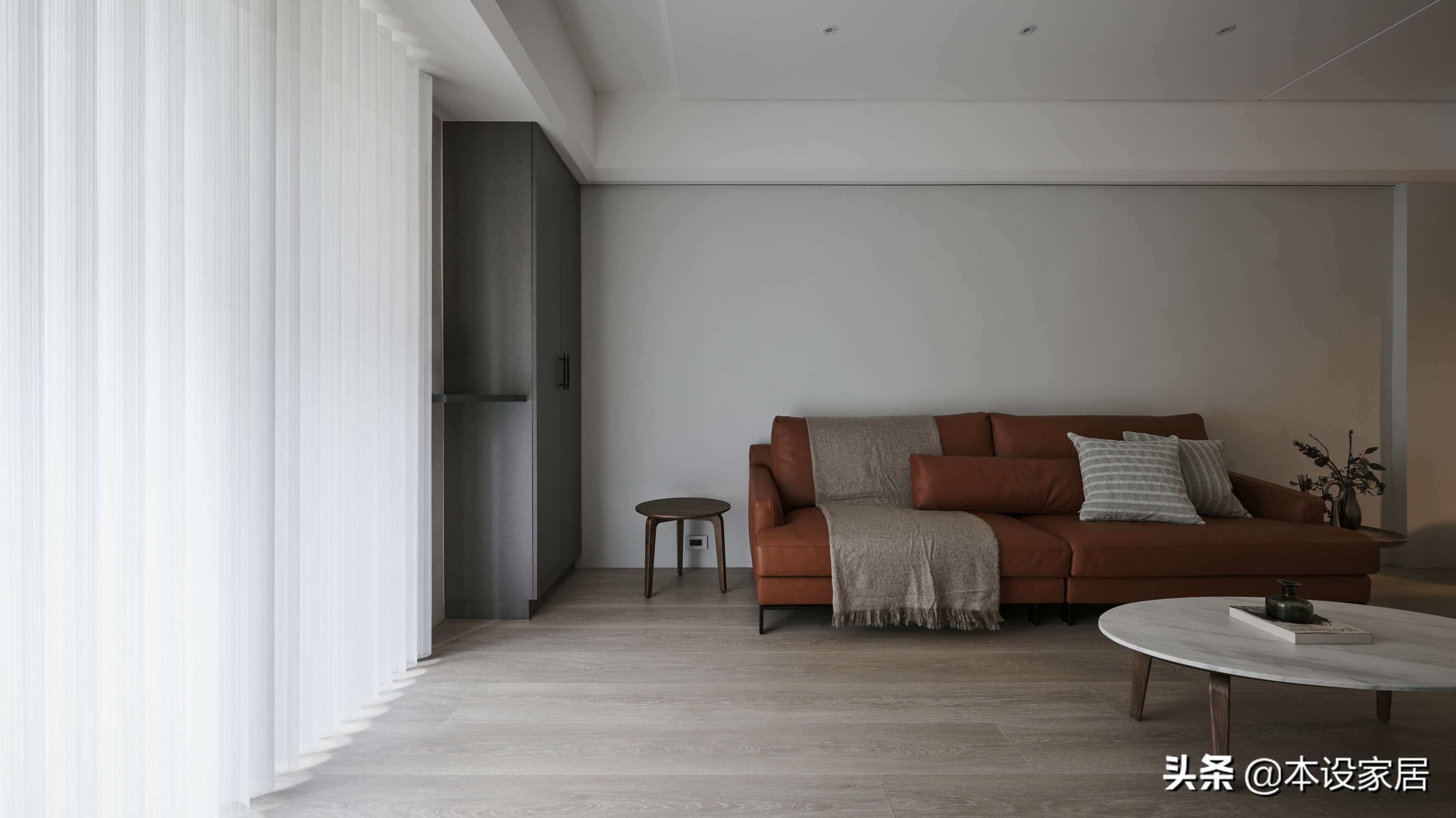 赞！56岁中年夫妇坚持断舍离6年，74㎡小宅干净清爽，太治愈了