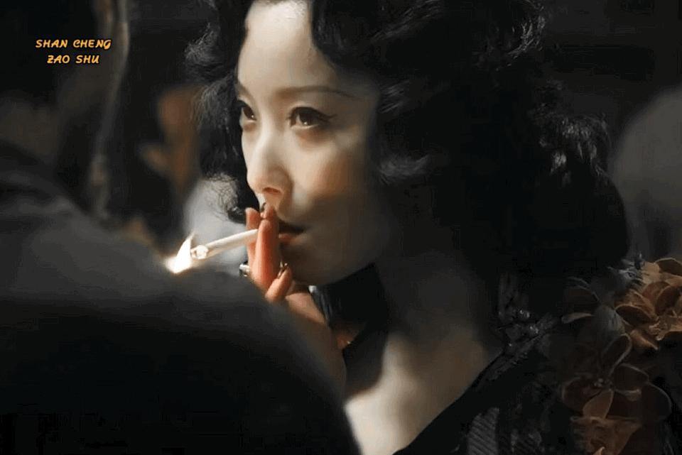 女明星影视抽烟,影视女明星抽烟片段