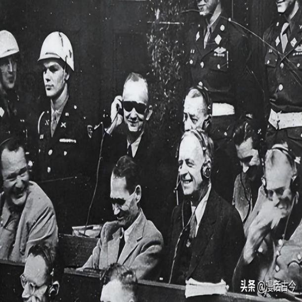 罕见晚清老照片被押赴菜市口,晚清妇女照片