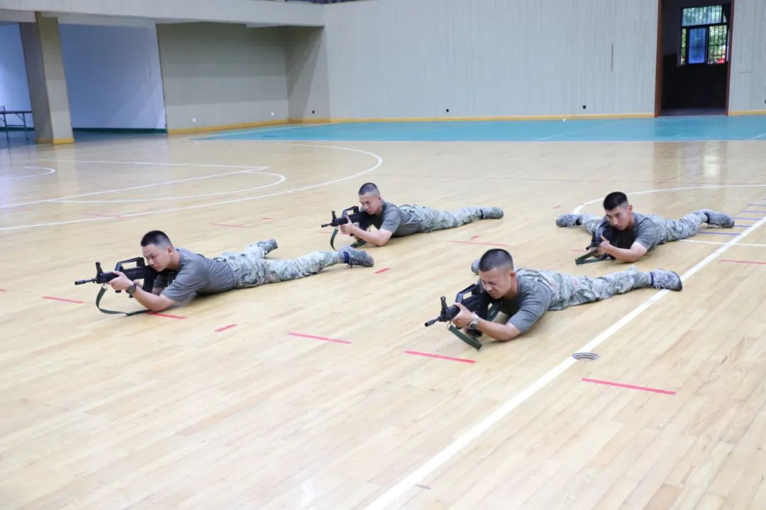 盐城市初级中学2023年“铁军国防训练营”闭营仪式隆重举行