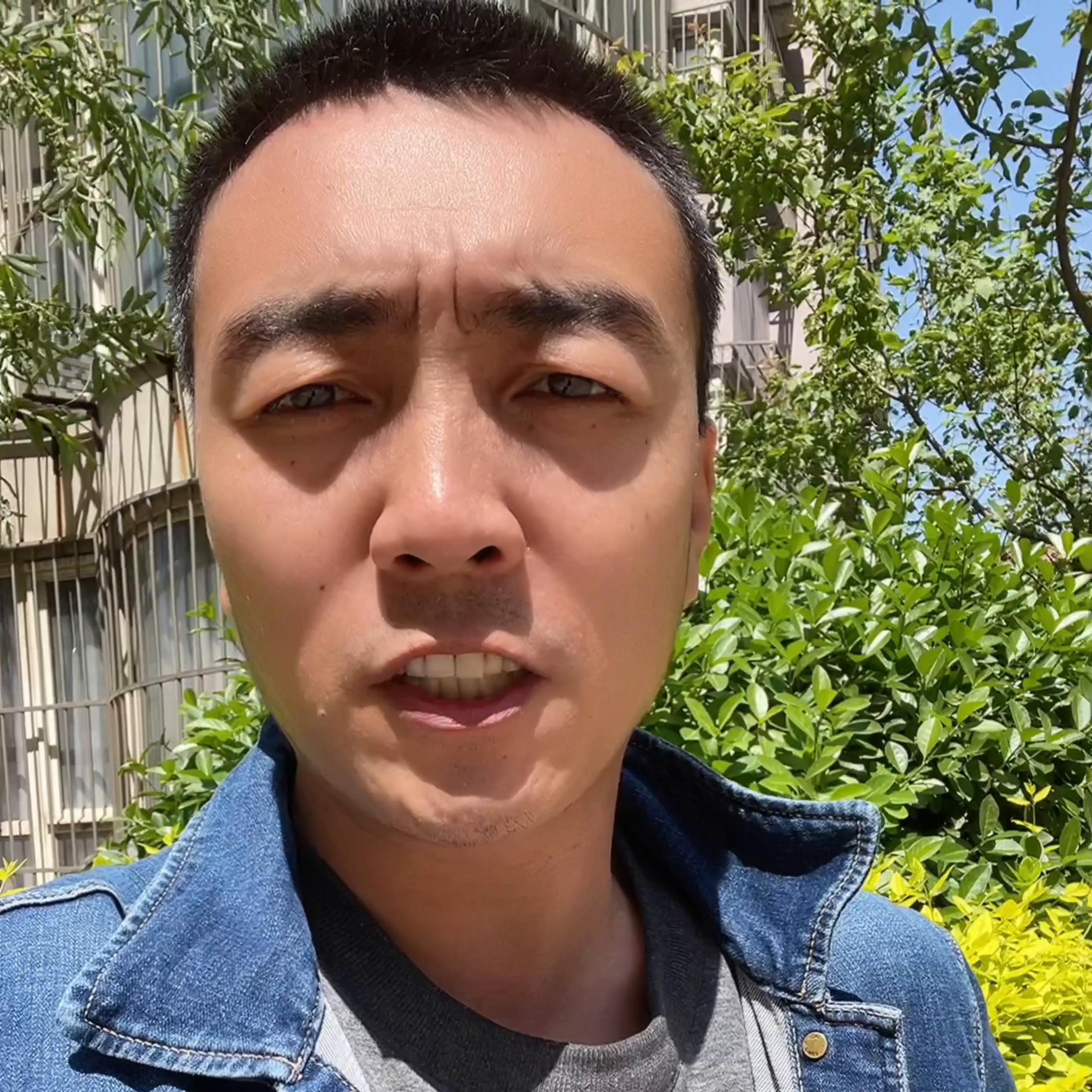 40到50岁夫妻工招聘,在哪里干搬运工工资高一点