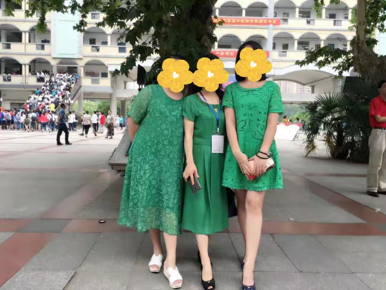 我，湖北武汉人，语文老师，有34年教学经验，月薪才5000元