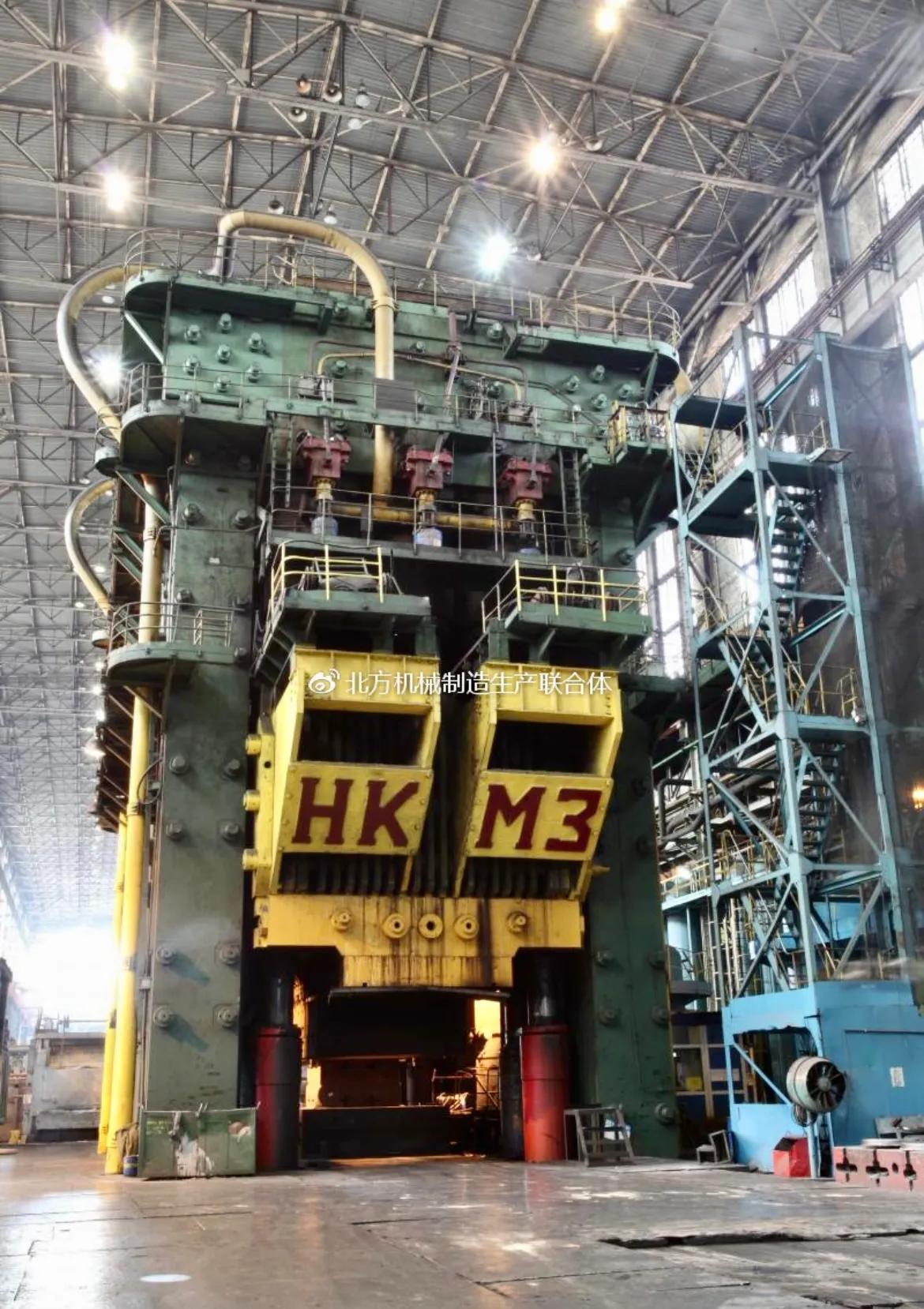 中国目前有几台万吨水压机,大国工匠水压机