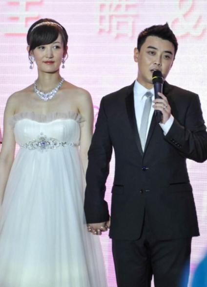 乒乓球冠军王皓简历,奥运冠军王皓和妻子现状
