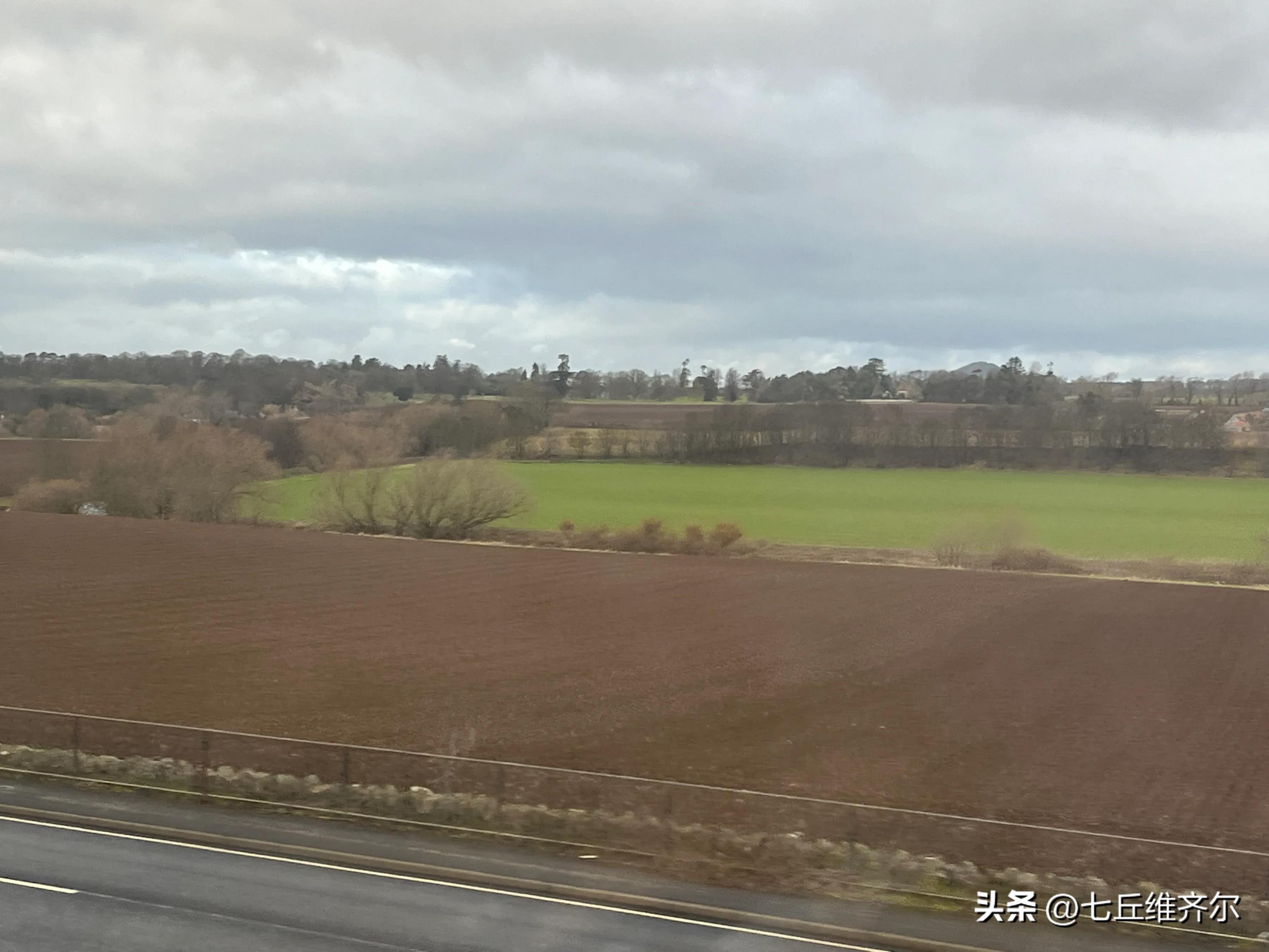 牛羊满圈的上联下联,水肥草美牛羊壮上联