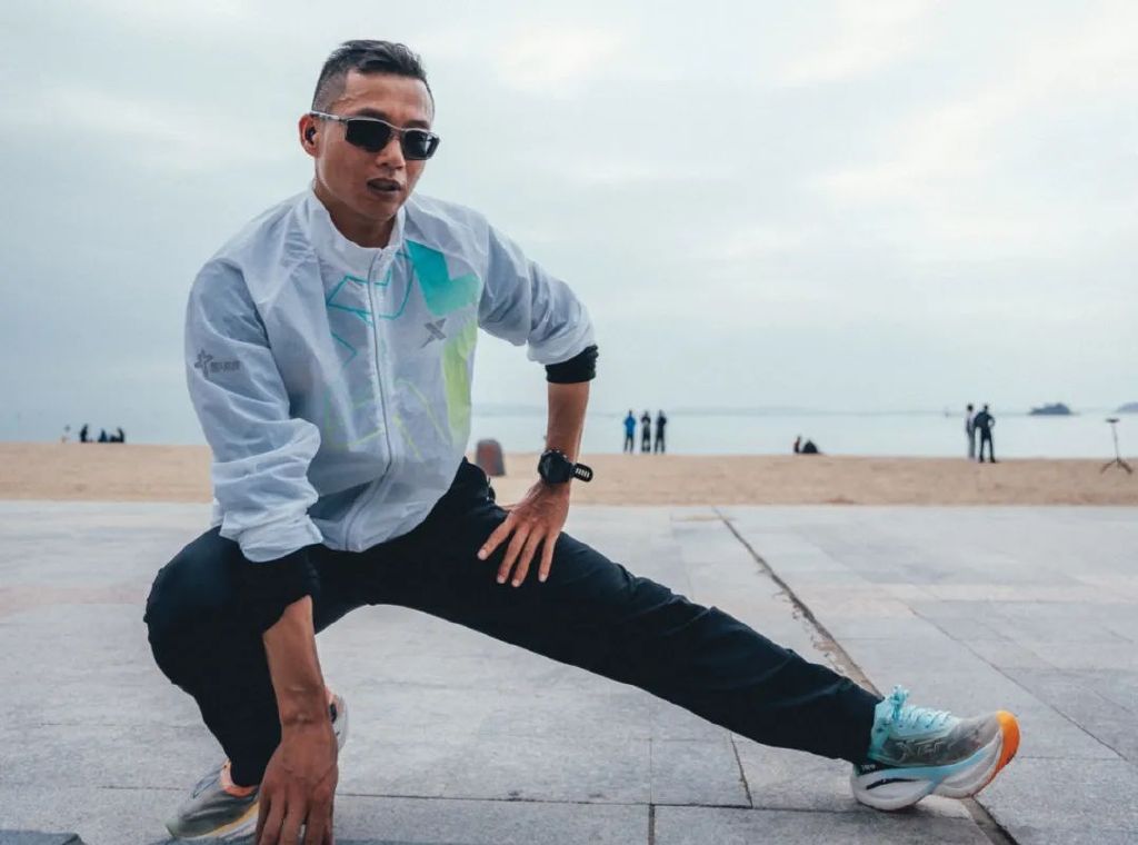 尹顺金巅峰照片,尹顺金的跑姿