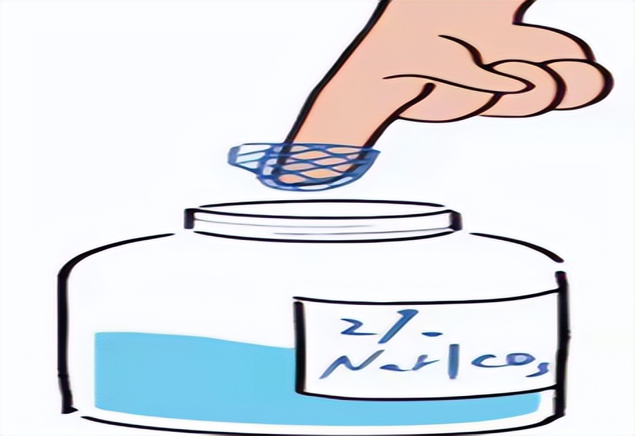 宝宝口腔有小白点是什么原因,五个月宝宝口腔上颚有白块图片