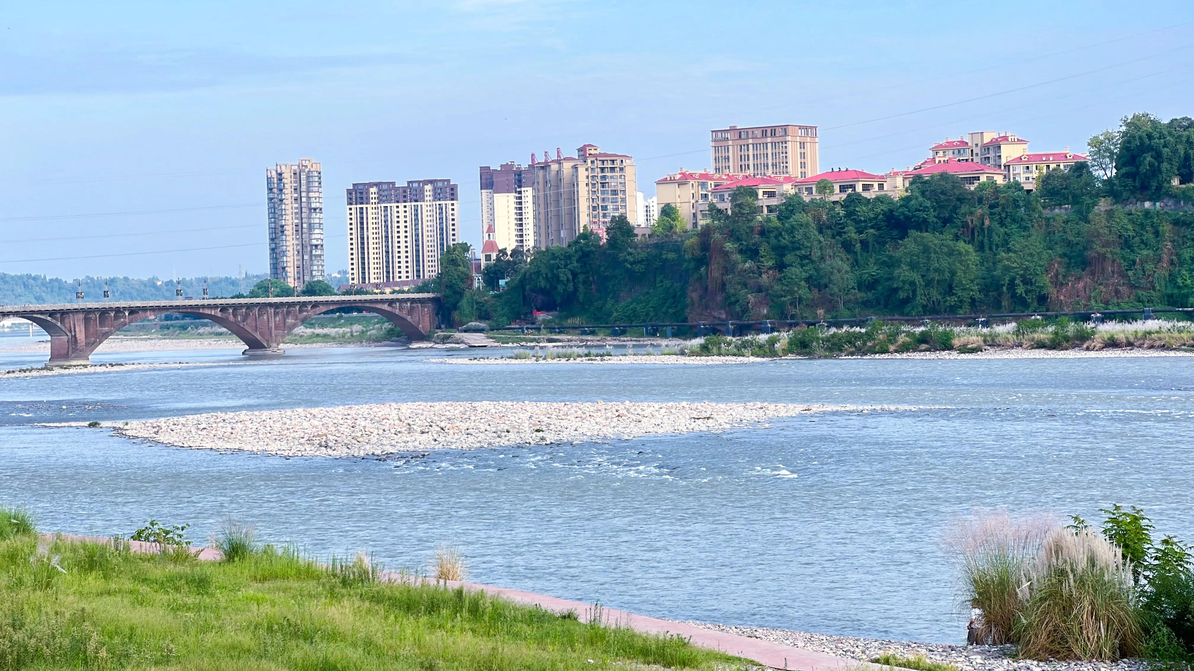 西式美文如何制造出来：茨威格《列夫·托尔斯泰》的解读与批注