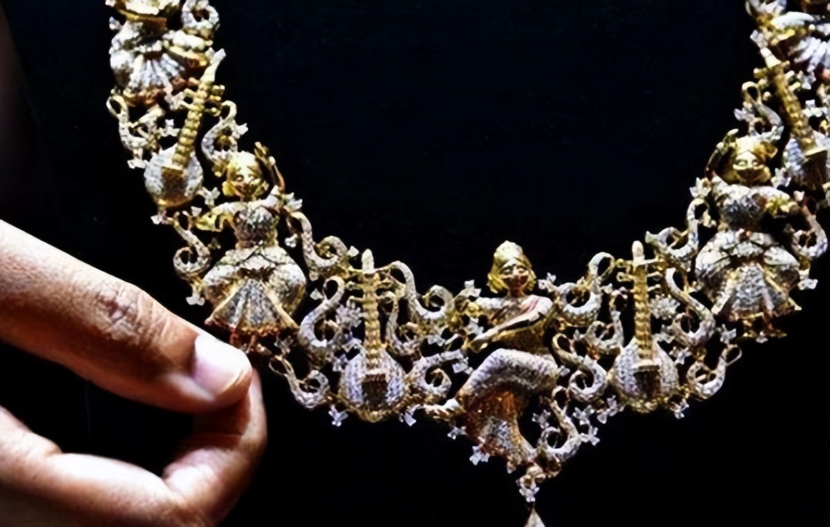 印度旅游必买土特产品吗 (印度旅游必买十大商品)