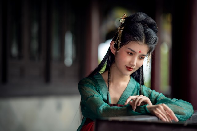 刘备哭江山完整视频,刘皇叔哭泣