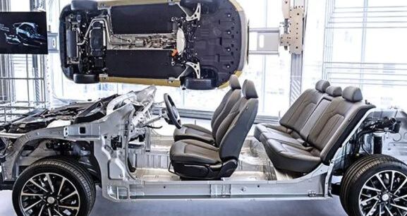 起亚k5凯酷新老款对比,全新起亚k5凯酷加92汽油换95汽油