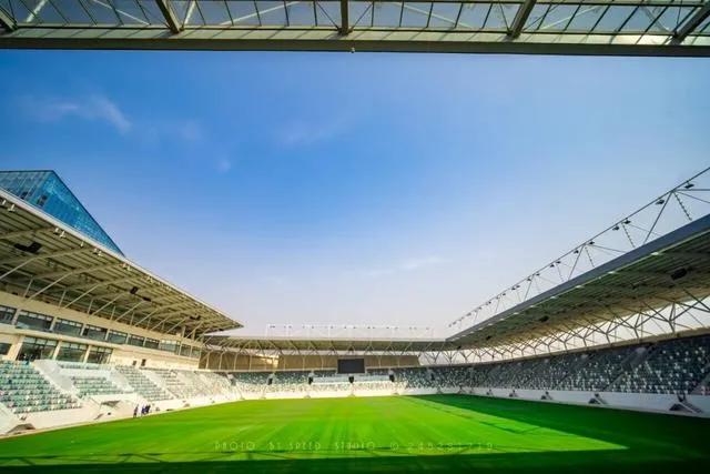 山东省滨州市阳信县足球场,山东省第一座专业足球场