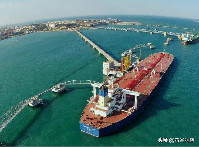 中国一边进口石油，一边出口成品油，卖价还便宜，这是为什么？