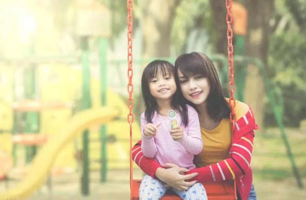 湖北女子当街被强行拖上车后续,女子当街被男子强拉上车后续道歉