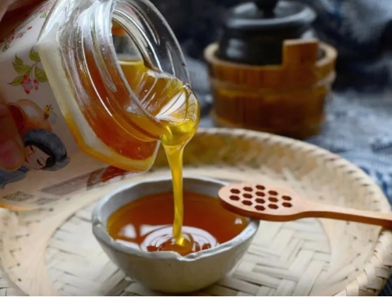 用吹风机鉴别真假蜂蜜,怎么证明蜂蜜是真的