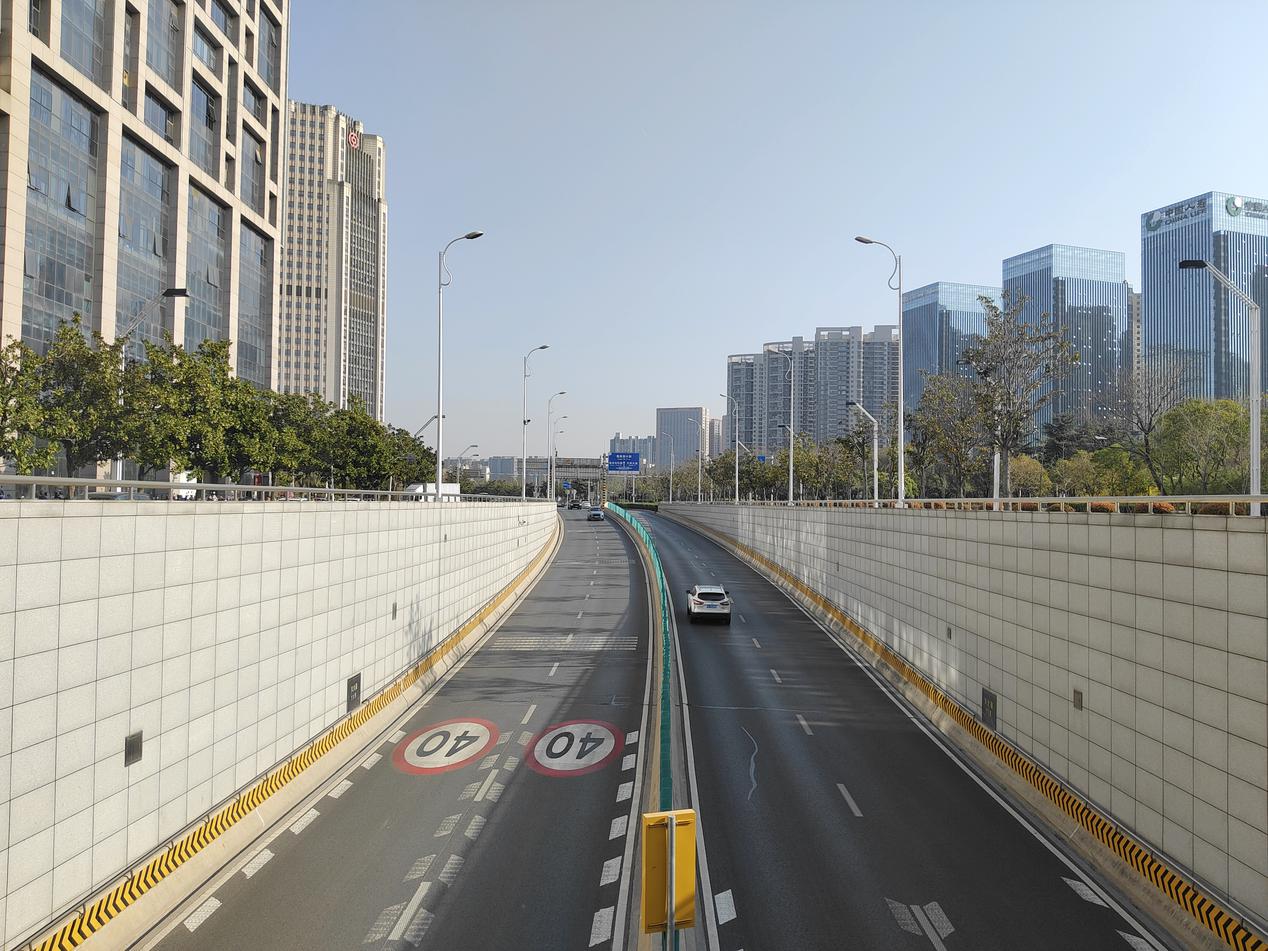 iqooz7手机知识大测评,iqooz7x80w快充测评