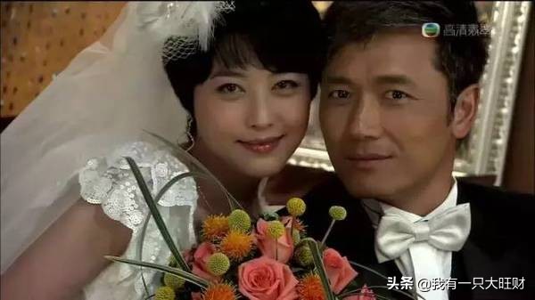 学警狙击便衣遇见盗版小妹,学警狙击小公主约见幸运王子