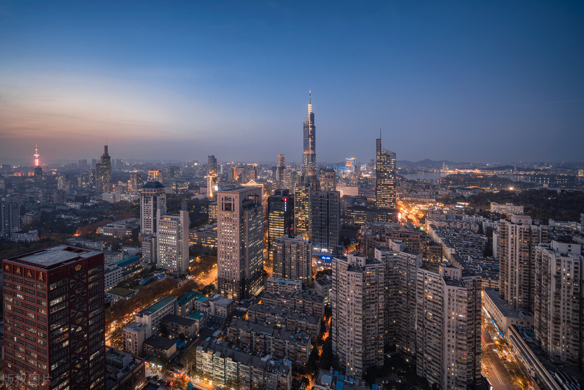 南京人真的没有夜生活吗,上海和南京哪个夜生活丰富