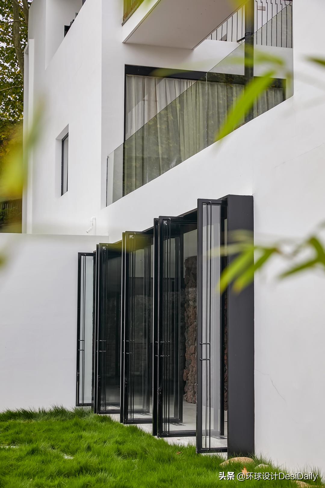 鍙ゆ湪瀛愭湀,鍙ゆ湪瀛愭湀浣滃搧