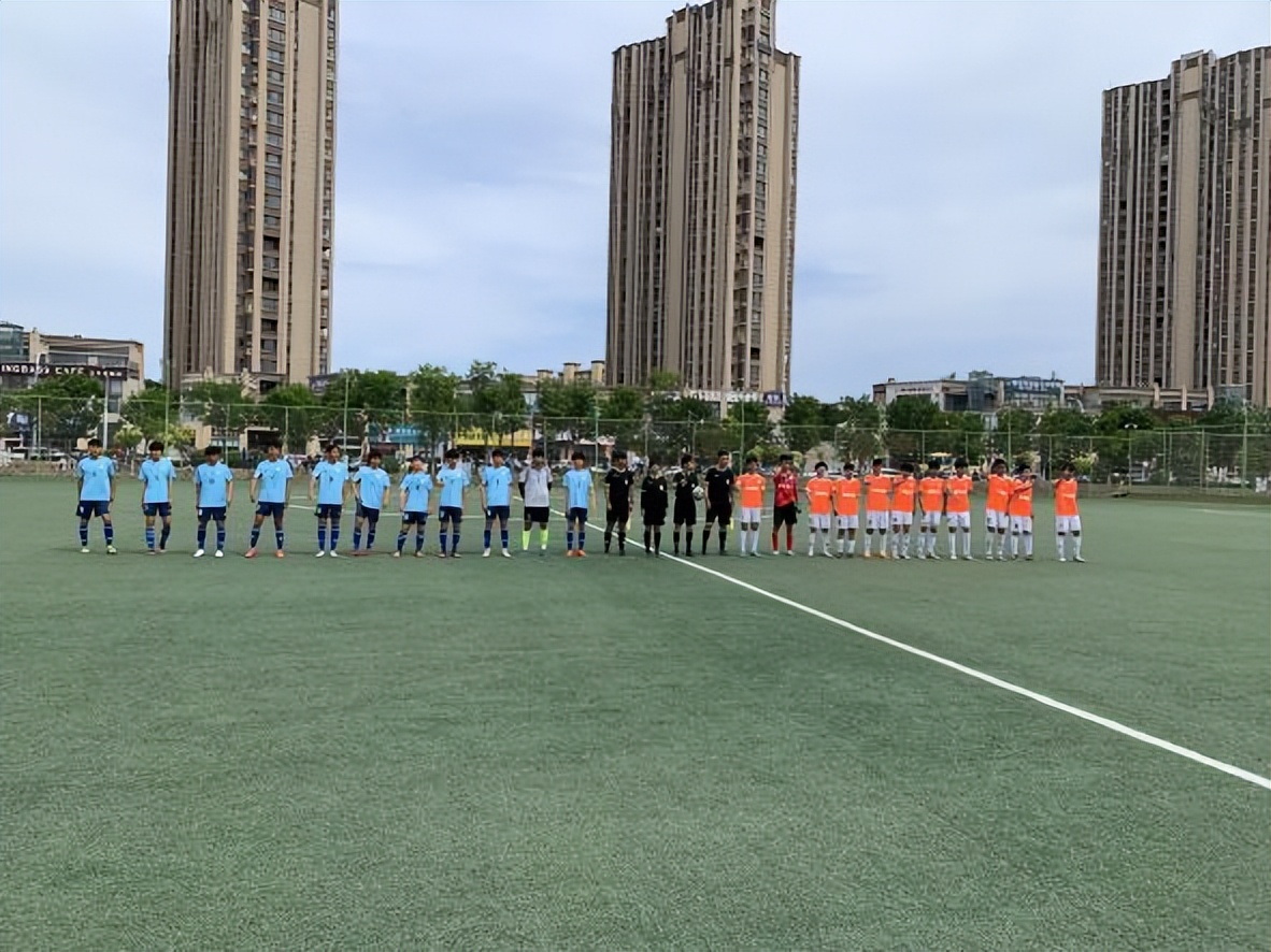 城阳二中足球甲组夺冠,城阳二中足球夺冠