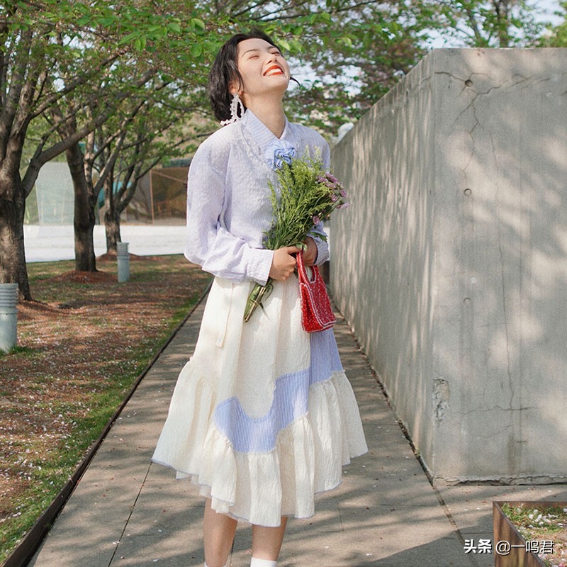 没有工作的一年辣目洋子同款衣服,辣目洋子万鹏穿搭