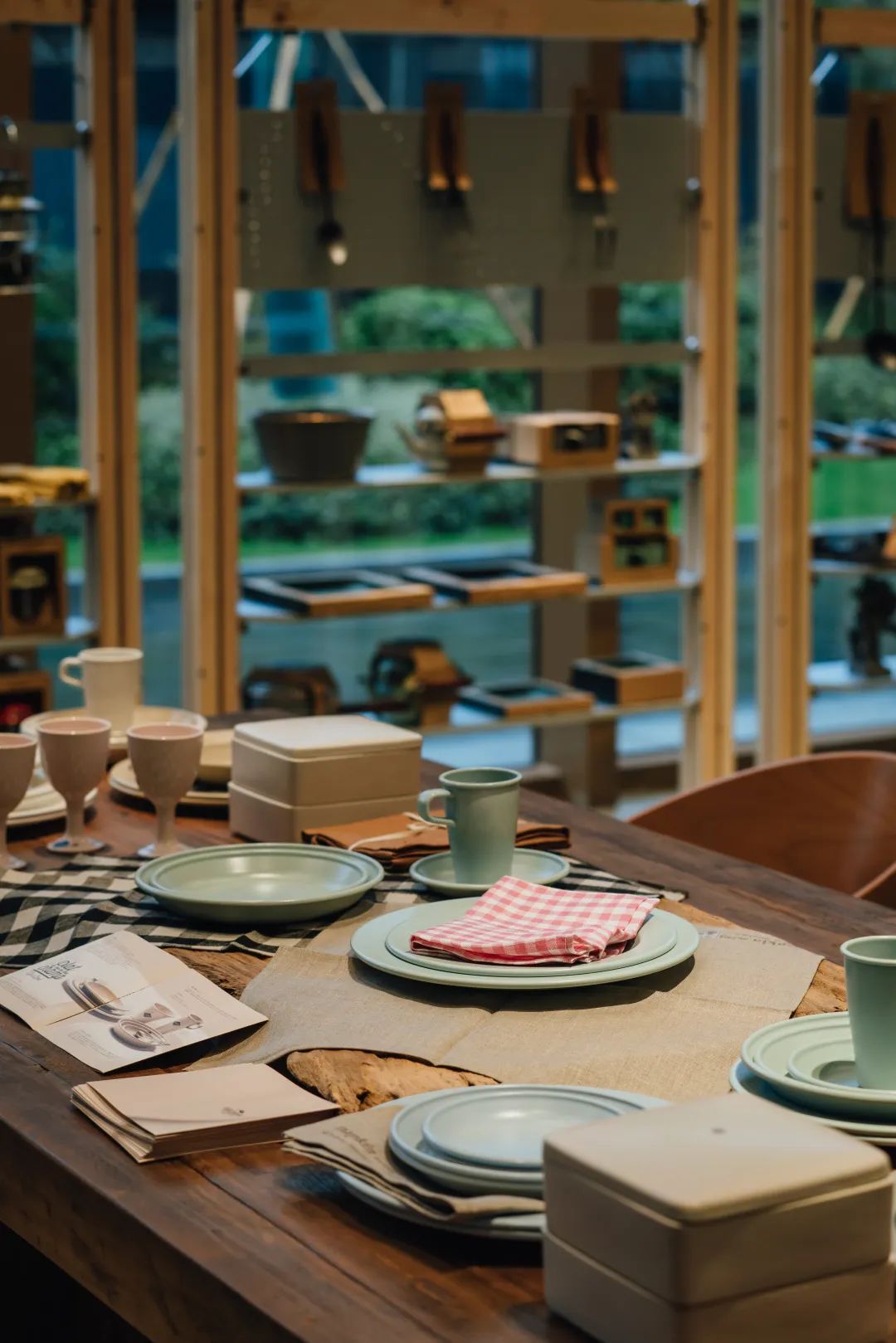 JINJISHOP：挖掘世界好物的生活买手