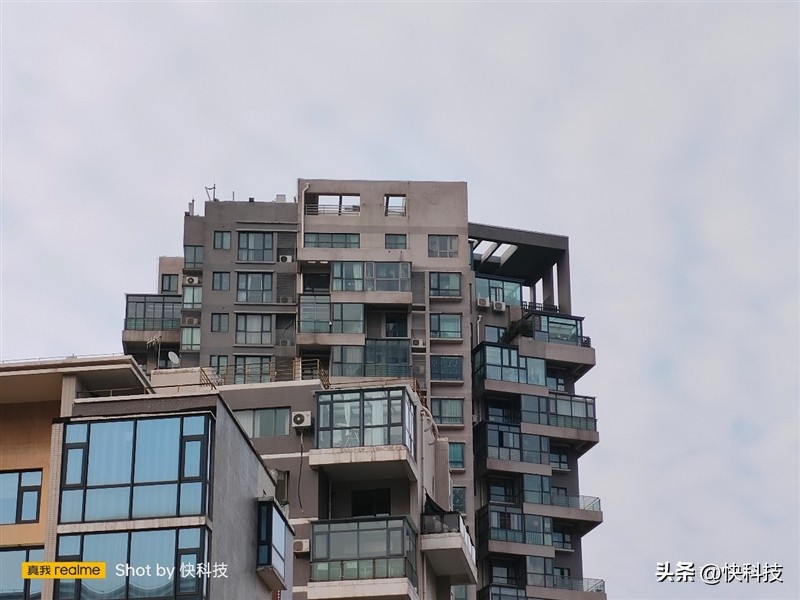 真我gtneo5se对比骁龙865,真我gtneo5se是第一代骁龙7+吗