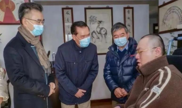 周苏红改嫁大9岁富商,周苏红带着前夫改嫁