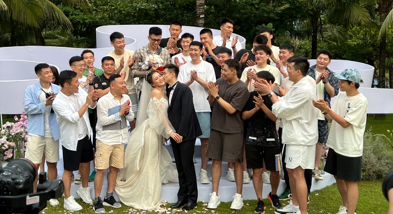 赵继伟婚礼郭艾伦合影原视频,郭艾伦赵继伟私下聚会