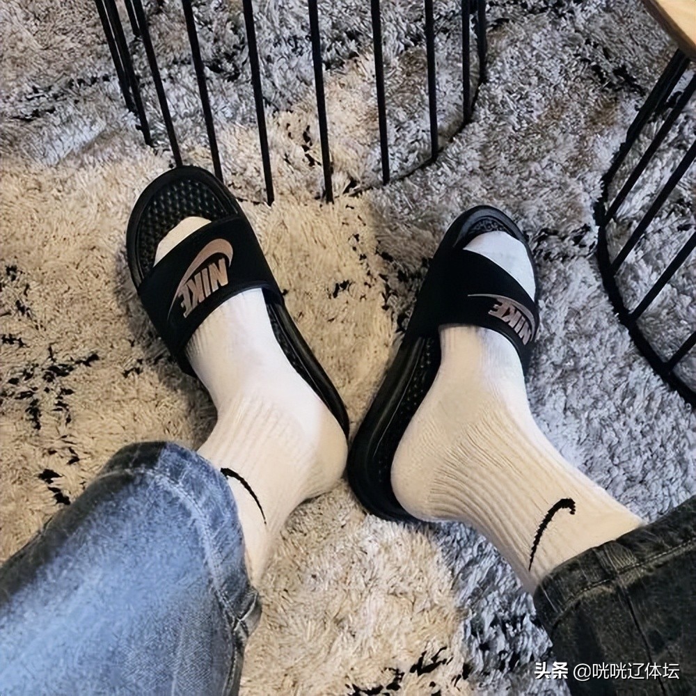 阿迪中筒运动袜,耐克运动袜和安德玛运动袜