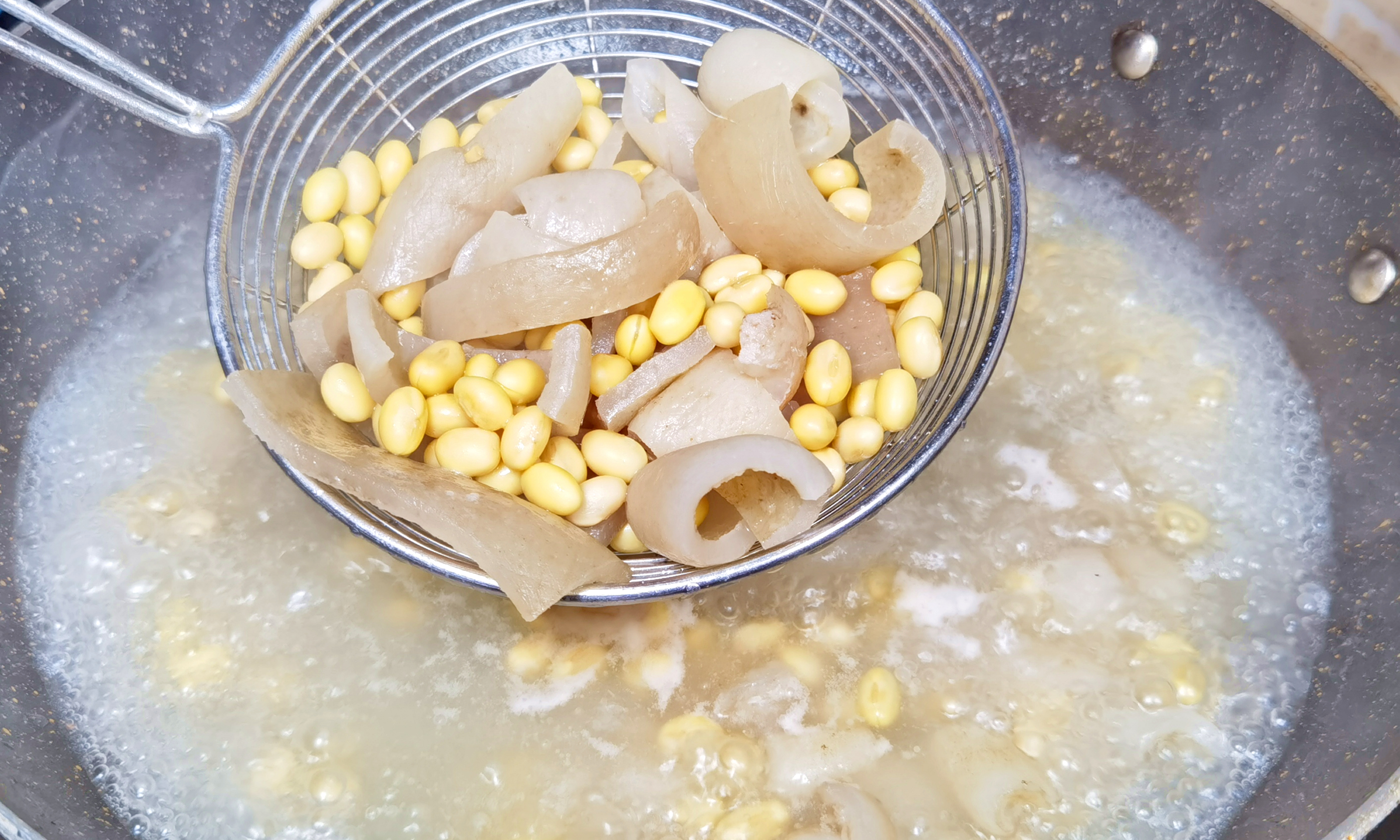 冬天吃什么炖菜好六款经典炖菜,适合冬天吃的10道家常炖菜