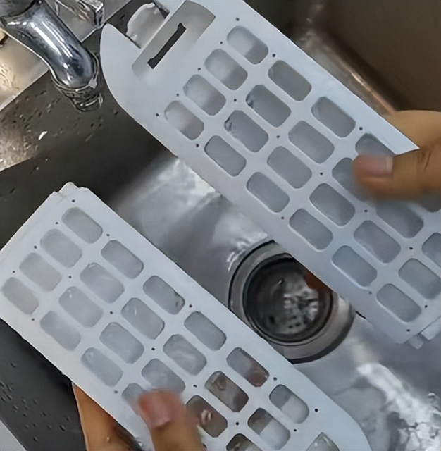 清理洗衣机异味最好方法,洗衣机又脏又臭该怎么清理呢