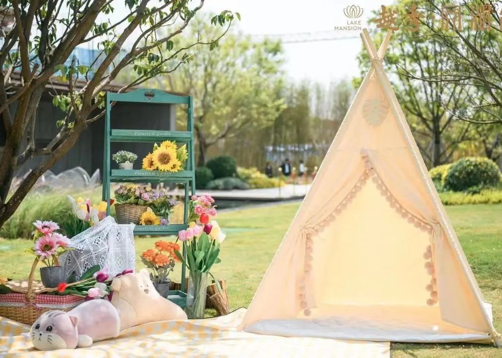 越秀服务,越秀服务创新