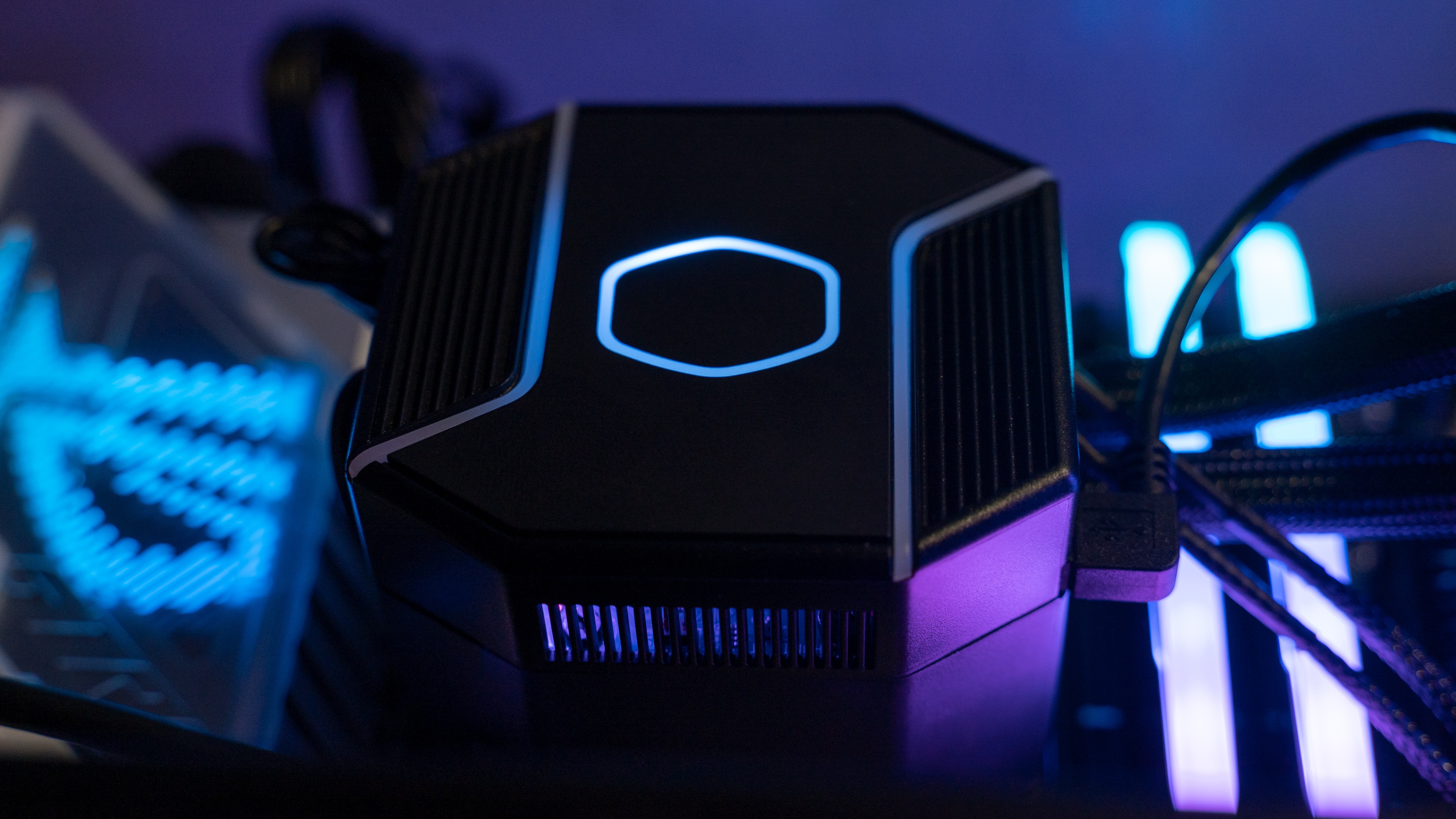 酷冷至尊黑武士散热器测评,酷冷至尊ml360散热器