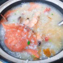 广东人最爱吃的砂锅海鲜粥,南方人最爱喝的砂锅粥