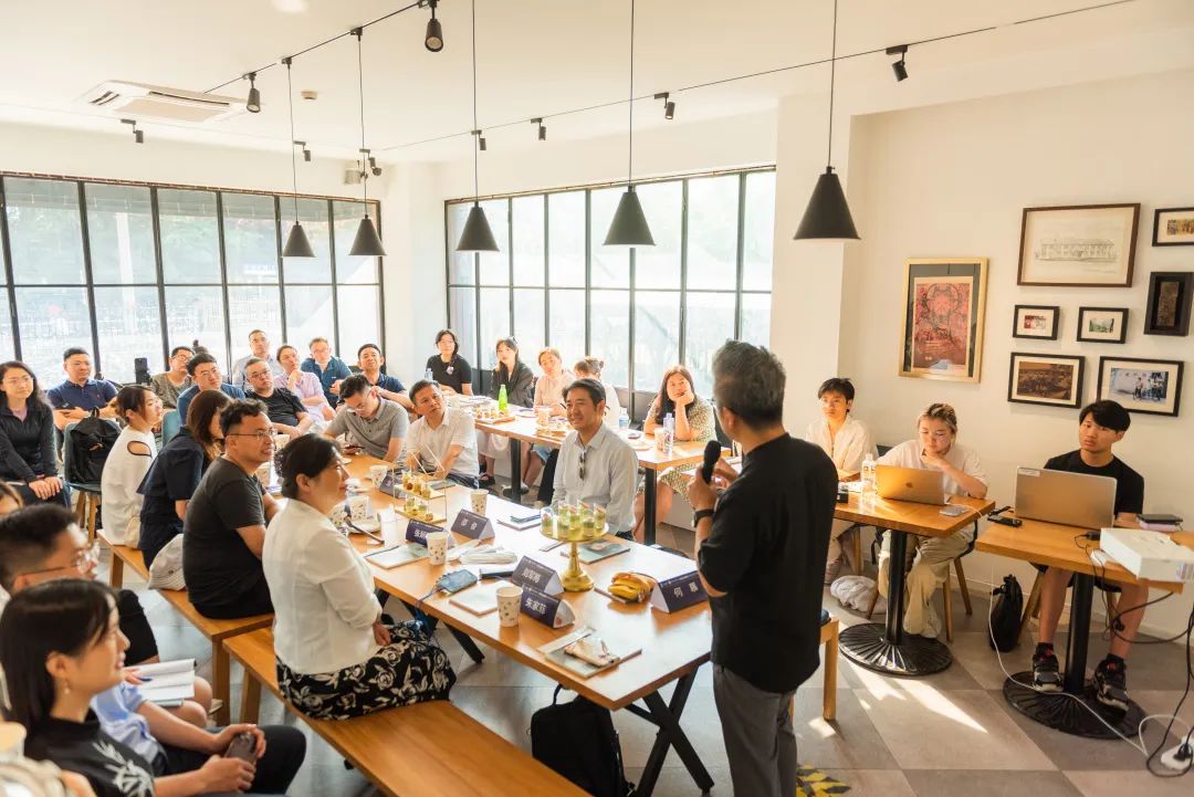 “复旦走出来的卖货郎”——何慕对话复旦经院校友