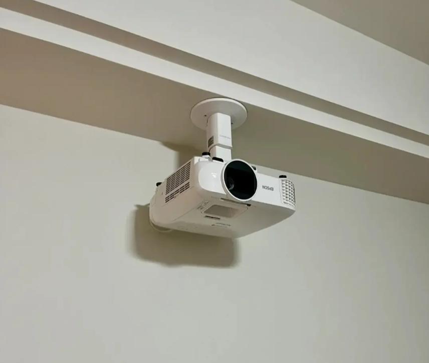 卧室投影仪布线安装示意图,家庭投影仪的安装及布线